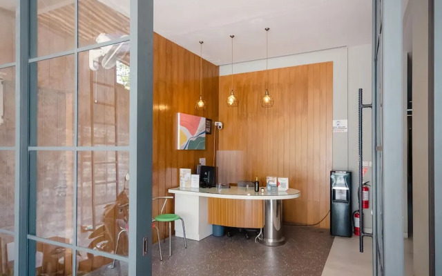 Mono Coliving Ngagel, Surabaya