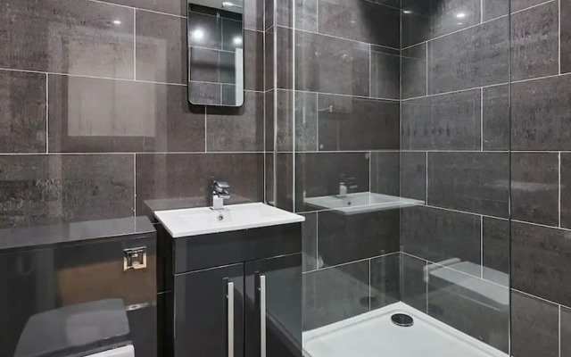 Host & Stay Standard Room, Sevenstay Apartments