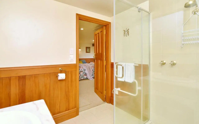 Otahuna Hideaway - Christchurch Holiday Homes