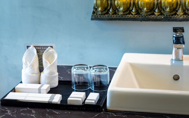 Popular Hotel & Spa
