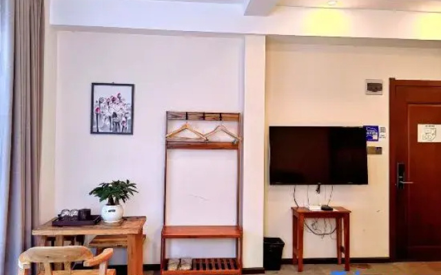 Jianshui Jingxiang Guli Homestay (Jianshui Ancient City)