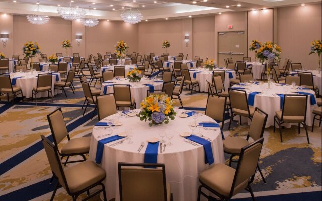 Отель The Arch Convention Hotel