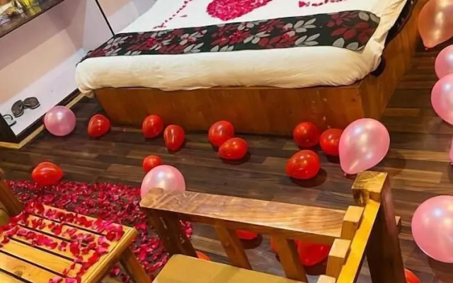 17 Milestone Riverside by Shivaneel Hospitality