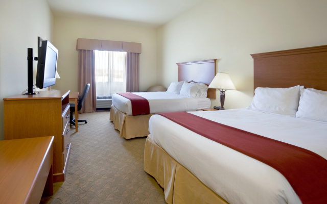 Holiday Inn Express & Suites Zapata by IHG