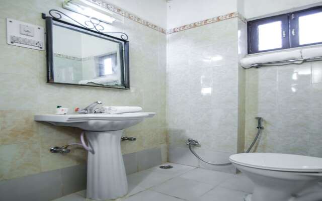 OYO 16799 Shikargarh Palace Resorts