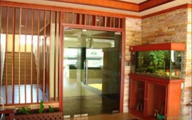 Preechana Golden Place Serviced Apartment