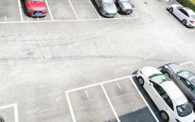 Ripple hotel(Jiashan RT Mart store)