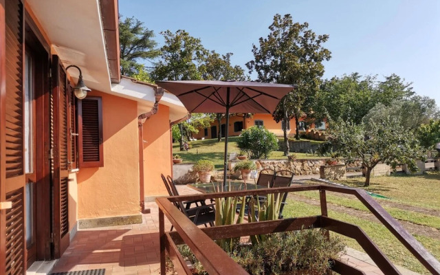Serene Italian Retreat in Monte Caminetto, Rome Casa Airone