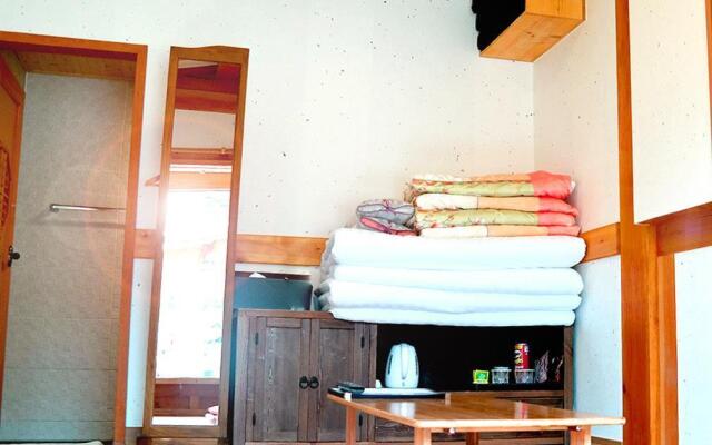 Hwangnamkwan Hanok Guesthouse