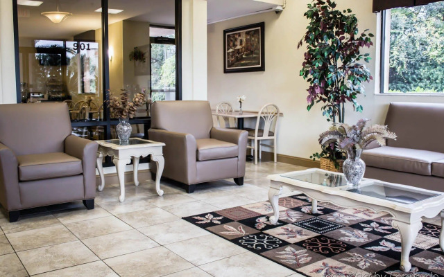 Quality Inn & Suites St Augustine Beach Area