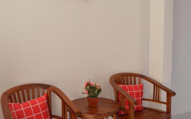 Askara Guest House - Hostel