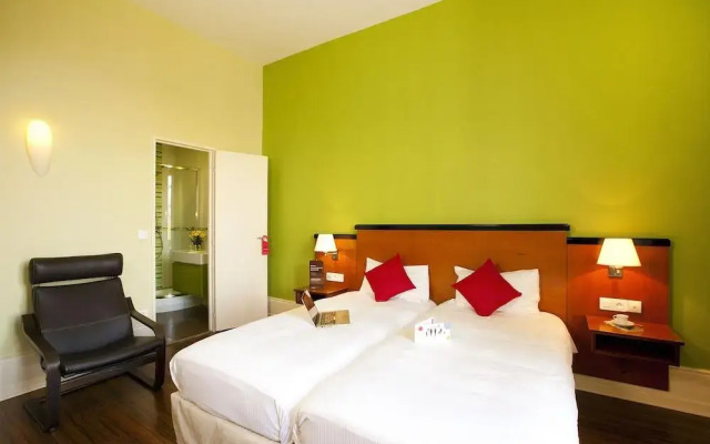 Les Thermes & Le Metropol