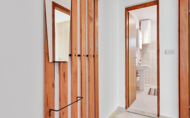 Secluded Apartment in Poreč with Garden