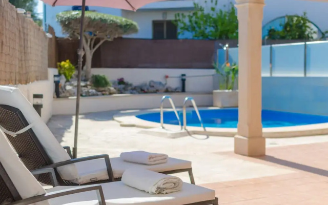 - House In