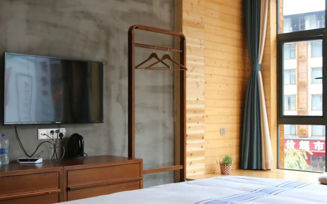 Jingshuihuajian Boutique Inn – Guest Rooms – Zhangjiajie