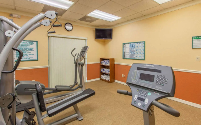 Beachside Hotel & Suites Cocoa Beach - Port Canaveral