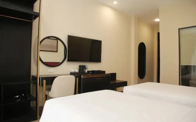 San Quinze Hanoi Hotel
