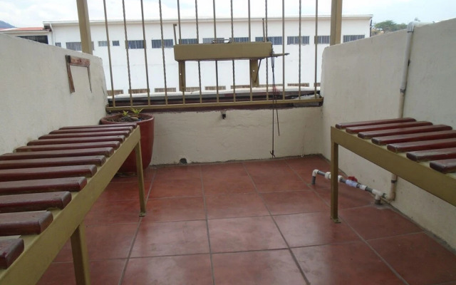 Cardena'S Hostal