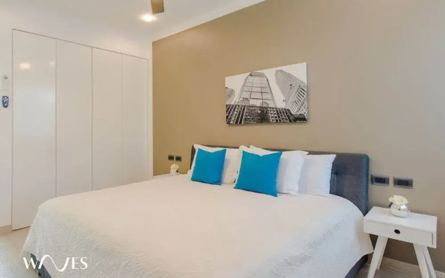 1 Rec. Steps From the Beach Rooftop Pool