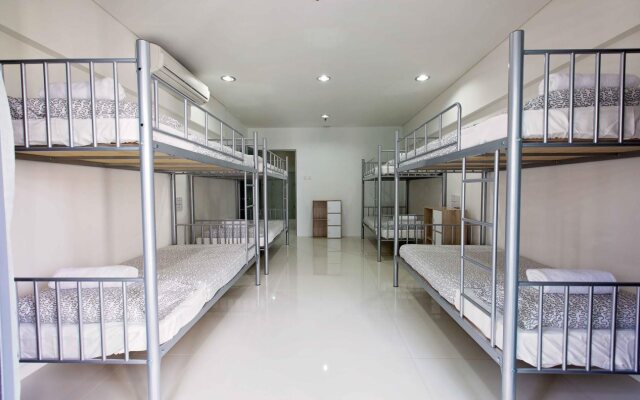 Summer Suites Bernice