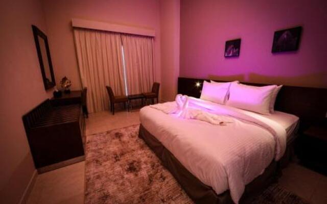 RAF Hotel & Suites