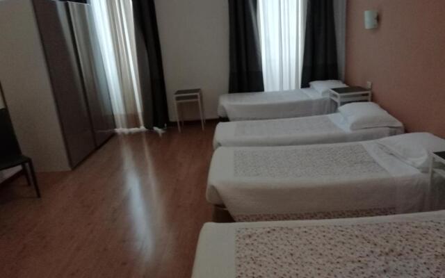 Alabarda Hotel