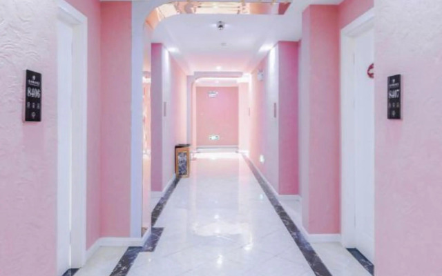 Dongfang Holiday Hotel