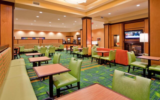 Fairfield Inn & Suites Kearney