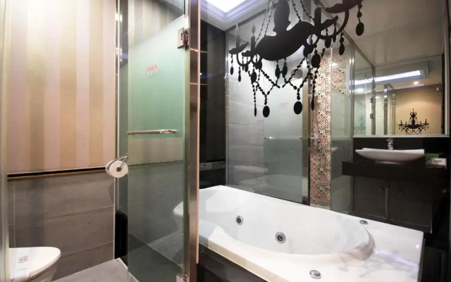 Zara Hotel