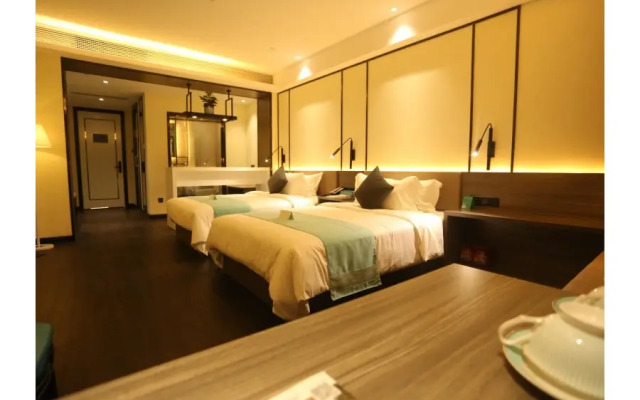 Xana Hotel (Shanghe Bus Station Hot Spring Base)