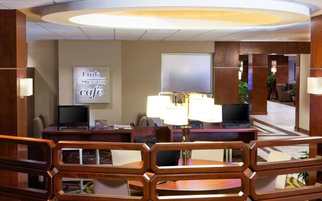 Sheraton Pittsburgh Airport Hotel