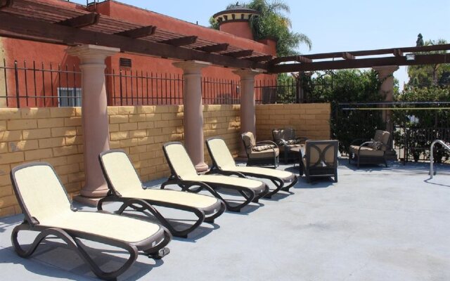 Stanford Inn & Suites Anaheim