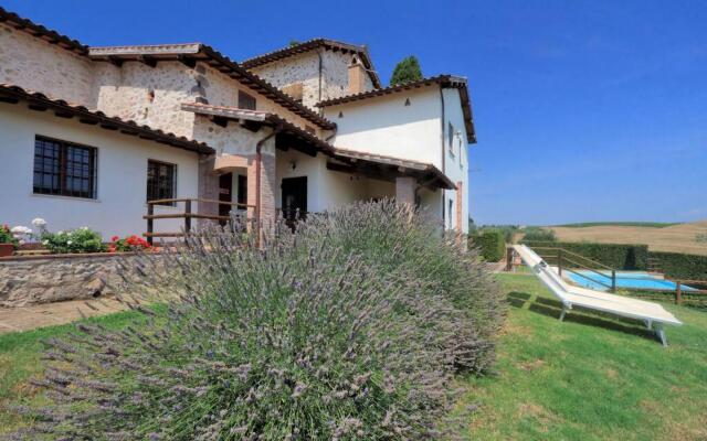TR-G148-LSEG66CT · Orvieto Country House - Two Bedroom House