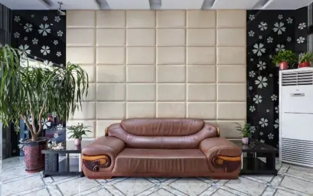 8 Days Hotel (Minhang Jiaotong University Branch)