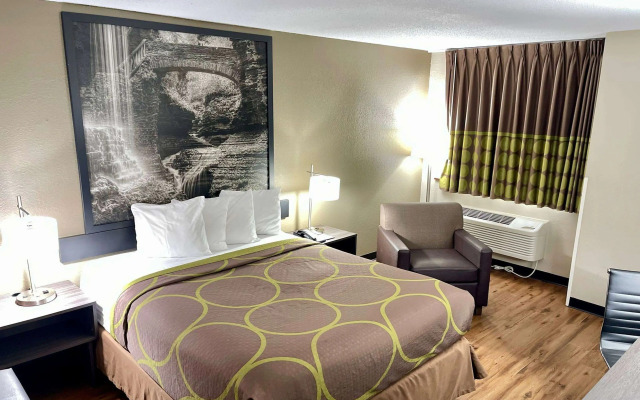 Super 8 by Wyndham Ithaca