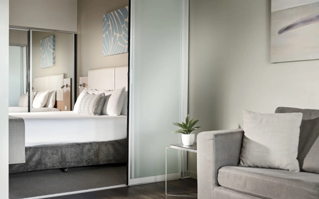 Grand Hotel and Apartments Townsville