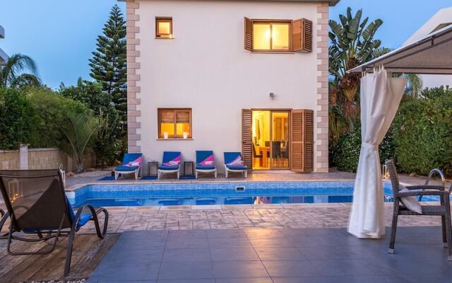 Rent Private Villa 120
