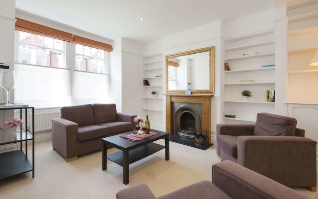 The Homey Shepherd's Bush House - ABE