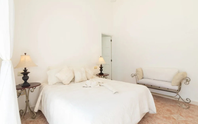 Condo Santuario by Playa Paradise