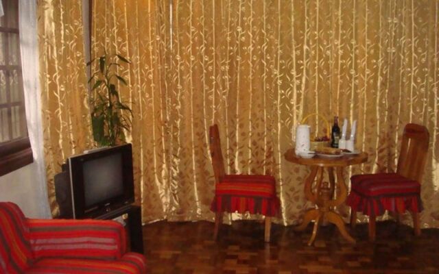 Highland Villa Hotel and Resto