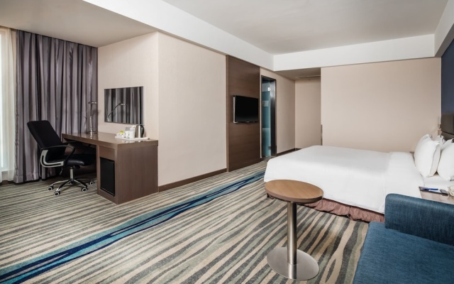 Holiday Inn Express Shenyang North Station – Guest Rooms – Shenyang