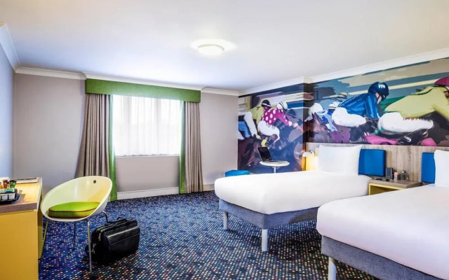 Travelodge Reading Oxford Road