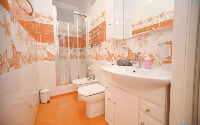 Orange by 3City Rentals