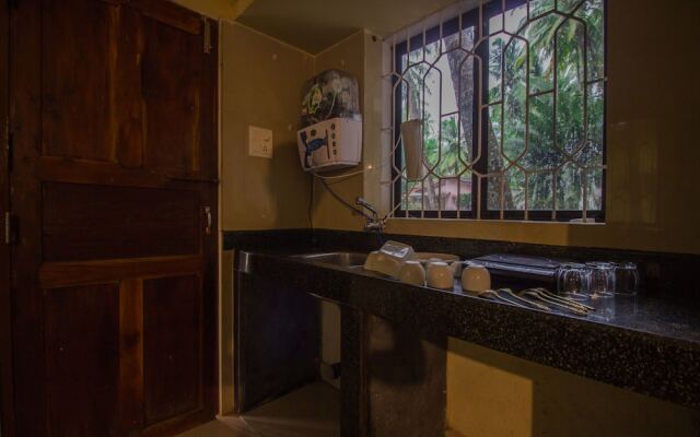 OYO 16456 Home Decent 1BHK Vagator