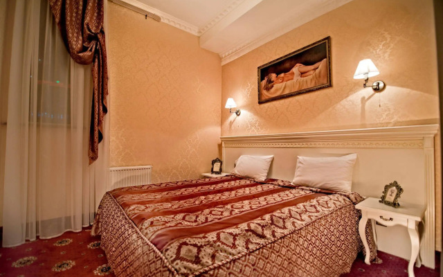 De Paris Hotel