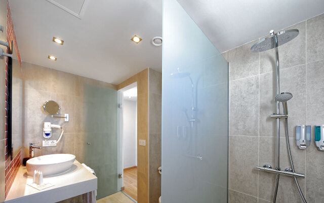 Aequora Lanzarote Suites