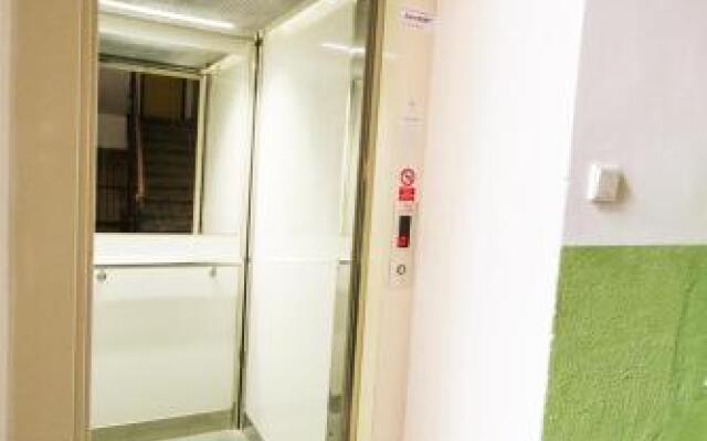 Business Class Ruterra Suite