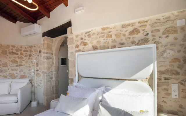Moundros Luxury Villa & Spa