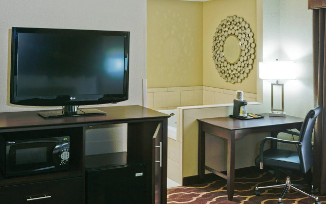 La Quinta Inn & Suites Las Vegas Tropicana