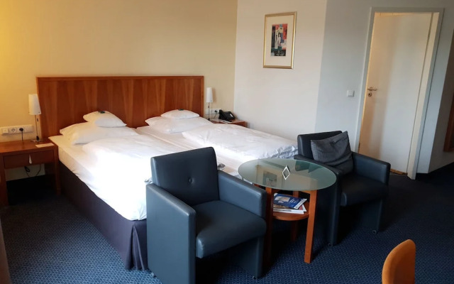 Seehotel Niedernberg - Das Dorf am See